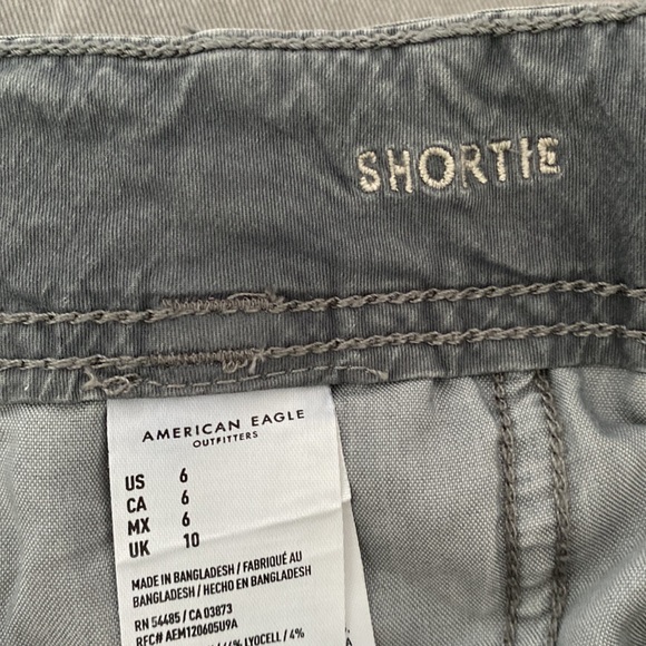 American Eagle super stretch shortie khaki shorts - Picture 5 of 5